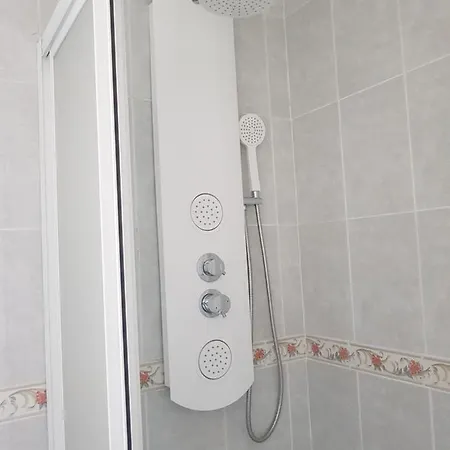 Villa La Zenia, Private Pool, 10Min Walk To La Zenia Beach, For 6 People * Orihuela