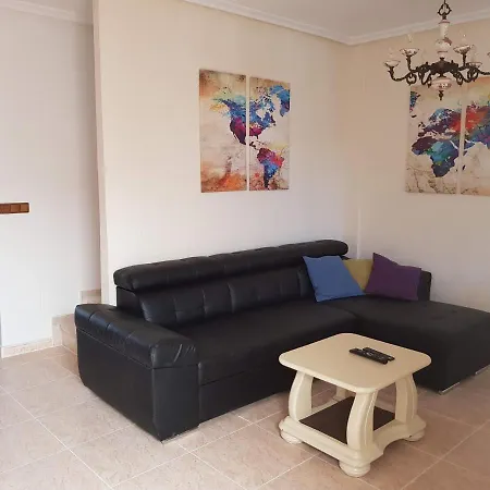 Villa La Zenia, Private Pool, 10Min Walk To La Zenia Beach, For 6 People * Orihuela