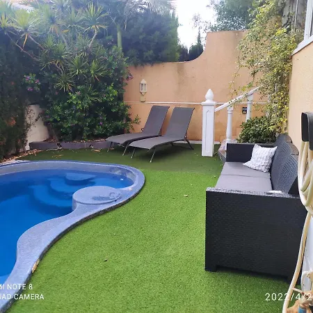 Villa La Zenia, Private Pool, 10Min Walk To La Zenia Beach, For 6 People
