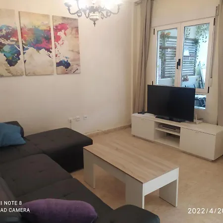 Villa La Zenia, Private Pool, 10Min Walk To La Zenia Beach, For 6 People Holiday home *