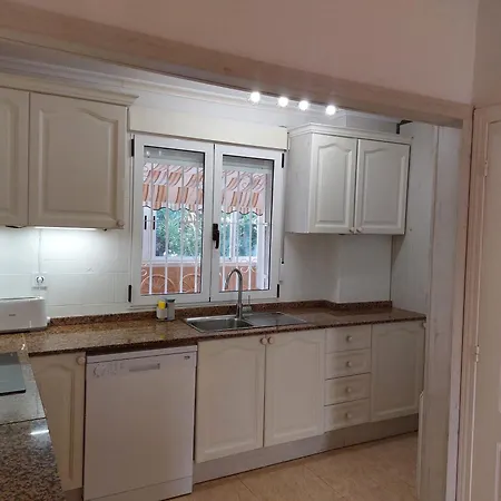 Villa La Zenia, Private Pool, 10Min Walk To La Zenia Beach, For 6 People Holiday home Orihuela