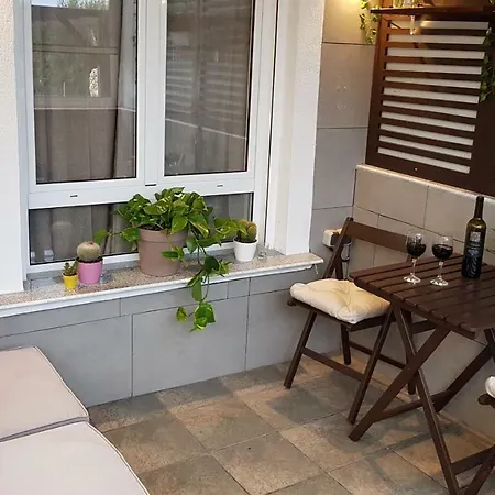 Villa La Zenia, Private Pool, 10Min Walk To La Zenia Beach, For 6 People Holiday home